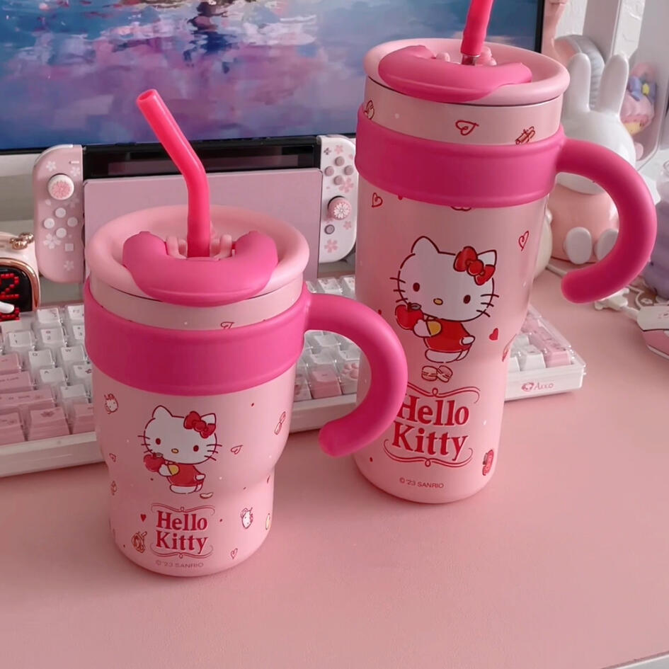 Hello Kitty Water Bottles (100% off code: dkx3387)
